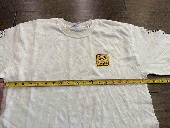 Cycle Oregon Men’s White 2008 A Weekend At The Beach Short Sleeve T-Shirt Size M - Picture 9 of 9